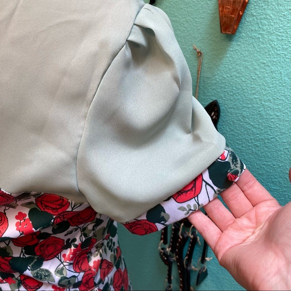 Women's NWOT Floral Wiggle Pinup Couture Laura Byrnes Dress Size 2X - Picture 14 of 16